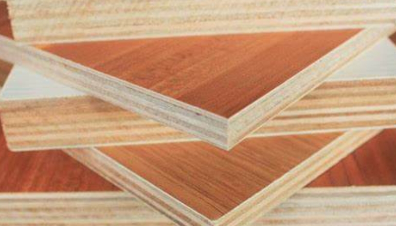 Craftsmanship Strato impilato per strato, decifrendo le infinite possibilità di compensato
